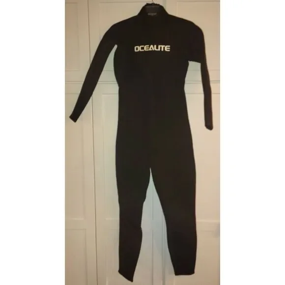 NWT Ocealite Men’s Front Zip Full Wetsuit Size M 3mm Neoprene Surf Diving Ocean